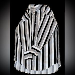 Oversized long sleeves button down shirt